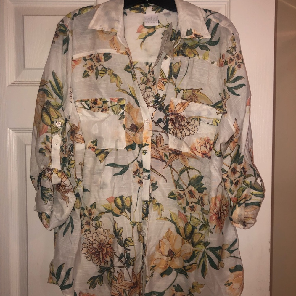 Floral shit NWT